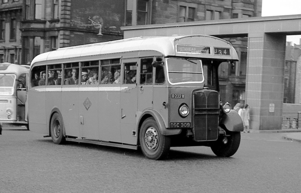 An SMT AEC Regal registration DSC309 showing passengers and seating positions. © SVBM Archive